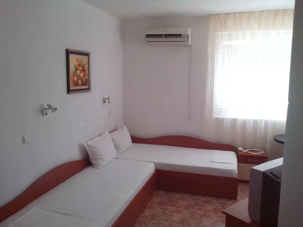 Guest House Krasi Черноморец Номер фото